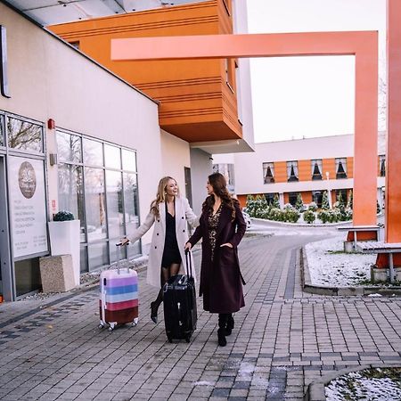 Hotel Szyndzielnia ビエルスコ・ビアバ エクステリア 写真